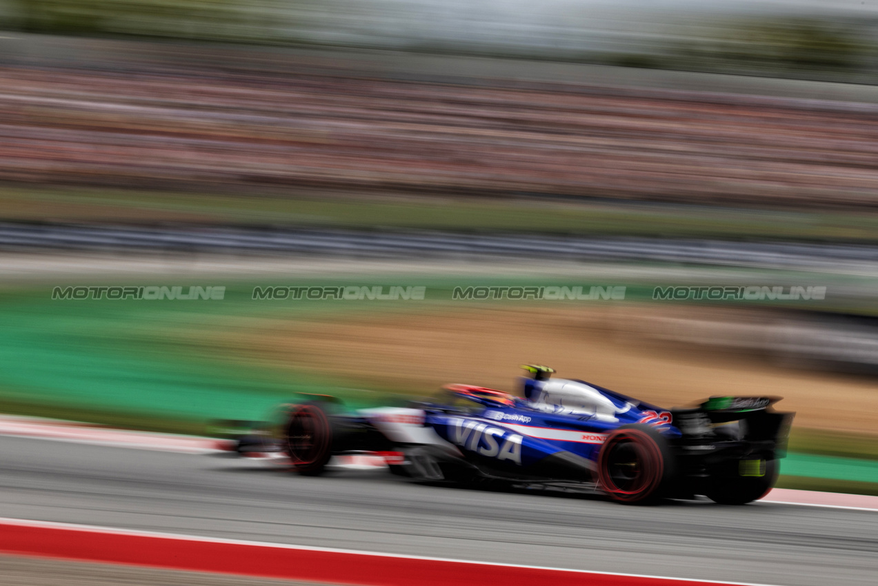 GP SPAGNA, Yuki Tsunoda (JPN) RB VCARB 01.

22.06.2024. Formula 1 World Championship, Rd 10, Spanish Grand Prix, Barcelona, Spain, Qualifiche Day.

- www.xpbimages.com, EMail: requests@xpbimages.com © Copyright: Rew / XPB Images