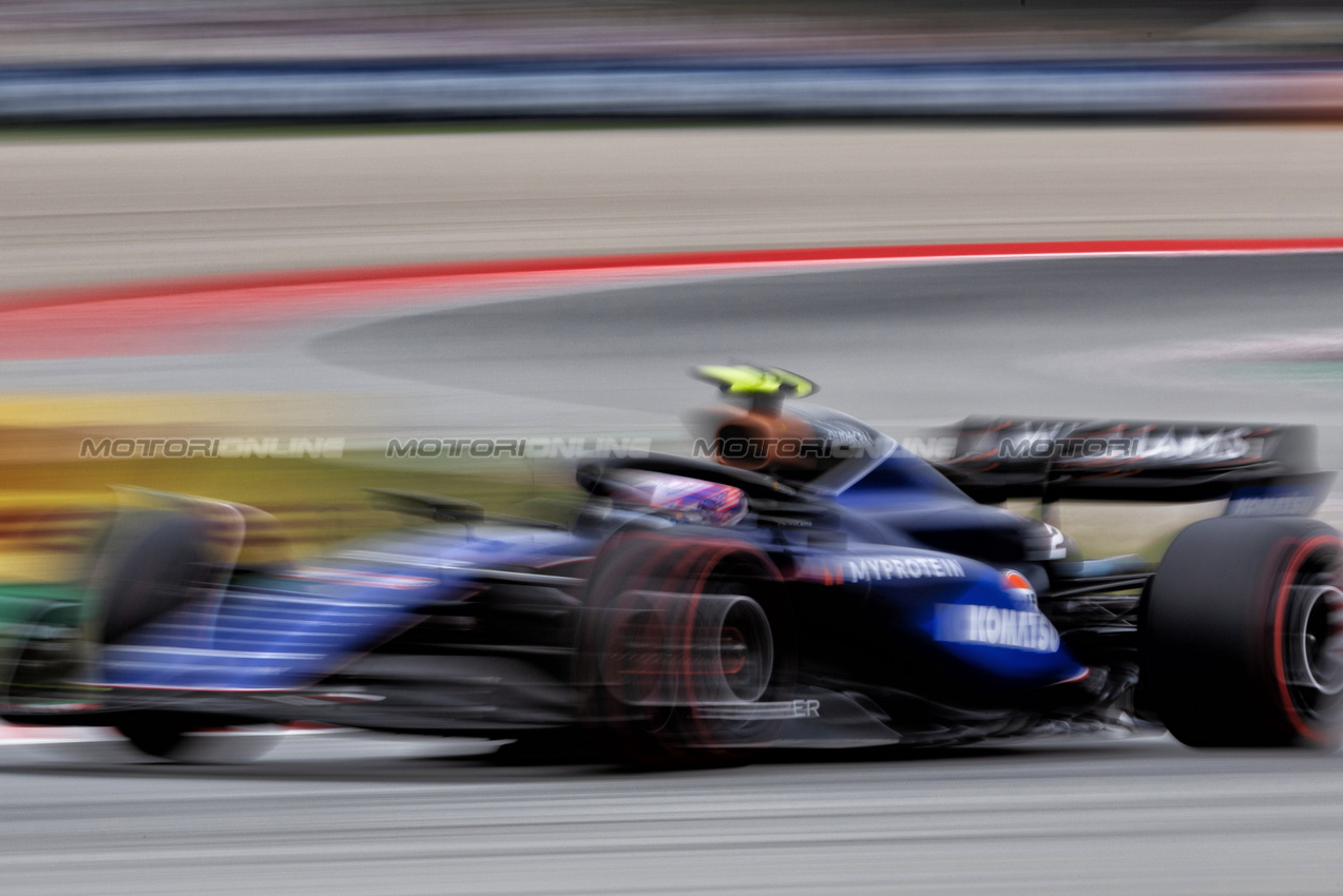 GP SPAGNA, Logan Sargeant (USA) Williams Racing FW46.

22.06.2024. Formula 1 World Championship, Rd 10, Spanish Grand Prix, Barcelona, Spain, Qualifiche Day.

- www.xpbimages.com, EMail: requests@xpbimages.com © Copyright: Rew / XPB Images