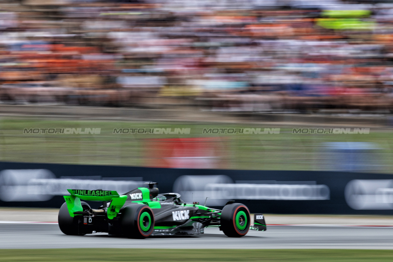 GP SPAGNA, Valtteri Bottas (FIN) Sauber C44.

22.06.2024. Formula 1 World Championship, Rd 10, Spanish Grand Prix, Barcelona, Spain, Qualifiche Day.

- www.xpbimages.com, EMail: requests@xpbimages.com © Copyright: Rew / XPB Images