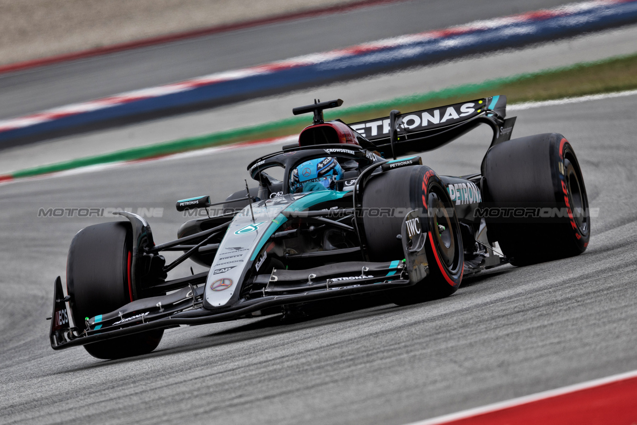 GP SPAGNA, George Russell (GBR) Mercedes AMG F1 W15.

22.06.2024. Formula 1 World Championship, Rd 10, Spanish Grand Prix, Barcelona, Spain, Qualifiche Day.

- www.xpbimages.com, EMail: requests@xpbimages.com © Copyright: Rew / XPB Images