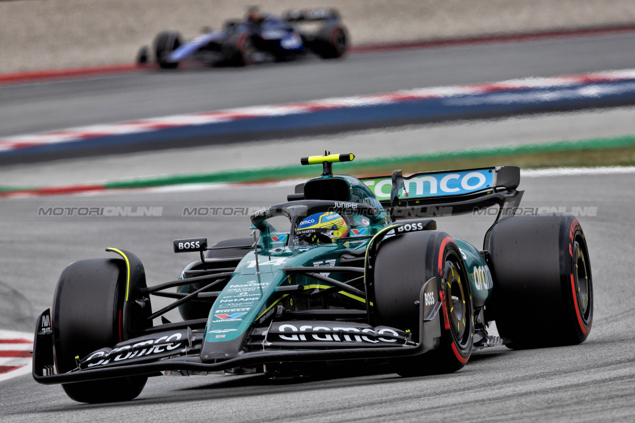 GP SPAGNA, Fernando Alonso (ESP) Aston Martin F1 Team AMR24.

22.06.2024. Formula 1 World Championship, Rd 10, Spanish Grand Prix, Barcelona, Spain, Qualifiche Day.

- www.xpbimages.com, EMail: requests@xpbimages.com © Copyright: Rew / XPB Images