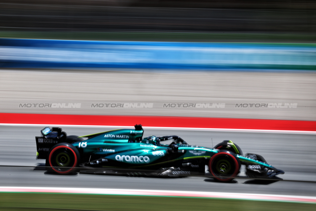 GP SPAGNA, Lance Stroll (CDN) Aston Martin F1 Team AMR24.

21.06.2024 Formula 1 World Championship, Rd 10, Spanish Grand Prix, Barcelona, Spain, Practice Day.

- www.xpbimages.com, EMail: requests@xpbimages.com © Copyright: Charniaux / XPB Images