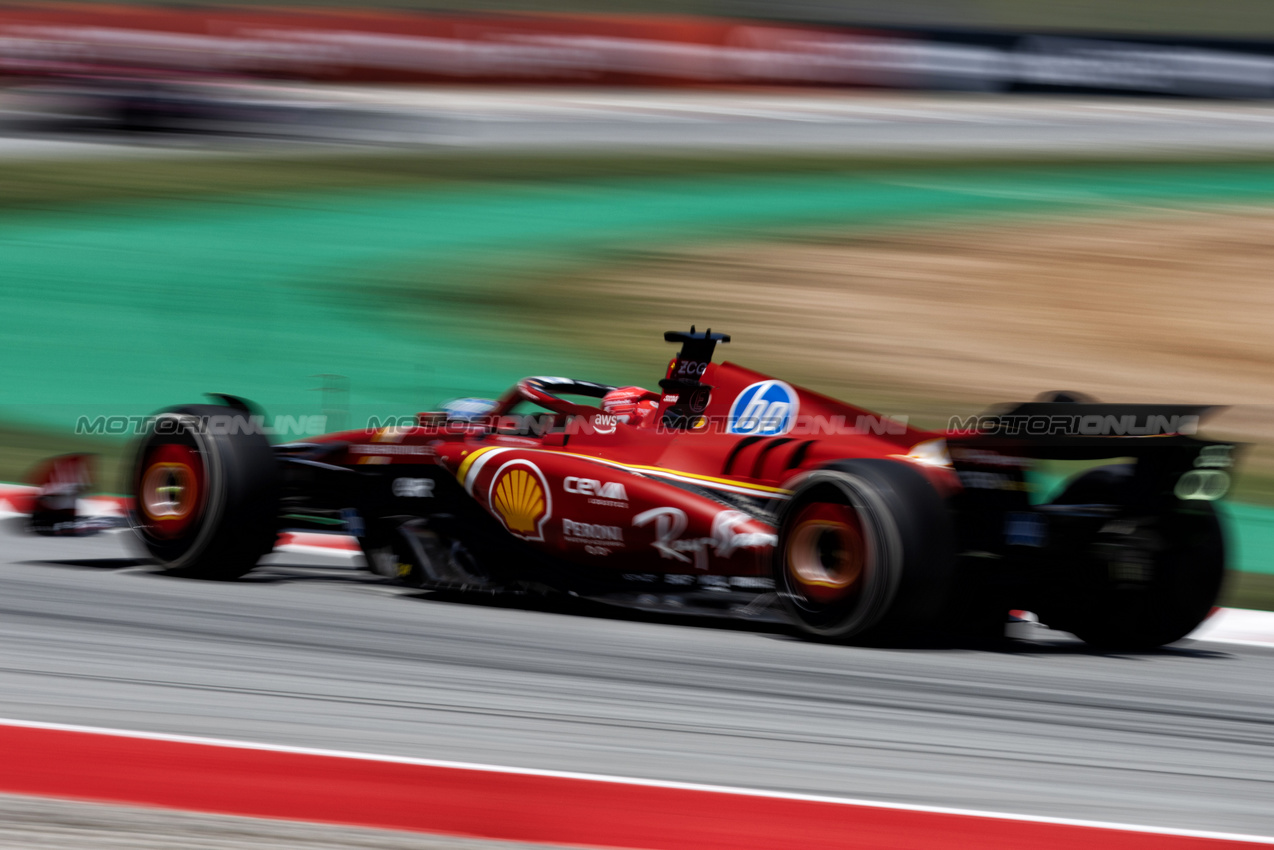 GP SPAGNA, Charles Leclerc (MON) Ferrari SF-24.

21.06.2024 Formula 1 World Championship, Rd 10, Spanish Grand Prix, Barcelona, Spain, Practice Day.

- www.xpbimages.com, EMail: requests@xpbimages.com © Copyright: Rew / XPB Images