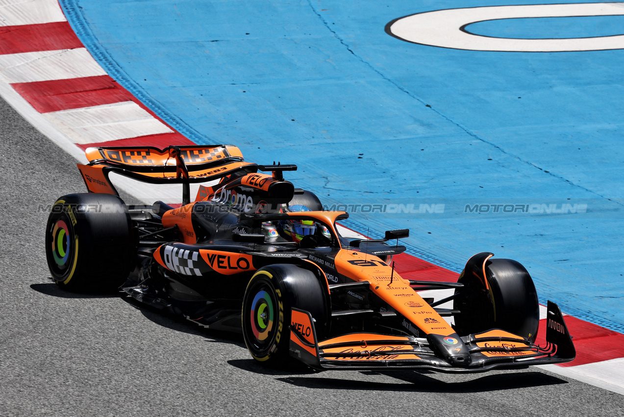 GP SPAGNA, Oscar Piastri (AUS) McLaren MCL38.

21.06.2024 Formula 1 World Championship, Rd 10, Spanish Grand Prix, Barcelona, Spain, Practice Day.

- www.xpbimages.com, EMail: requests@xpbimages.com © Copyright: Moy / XPB Images