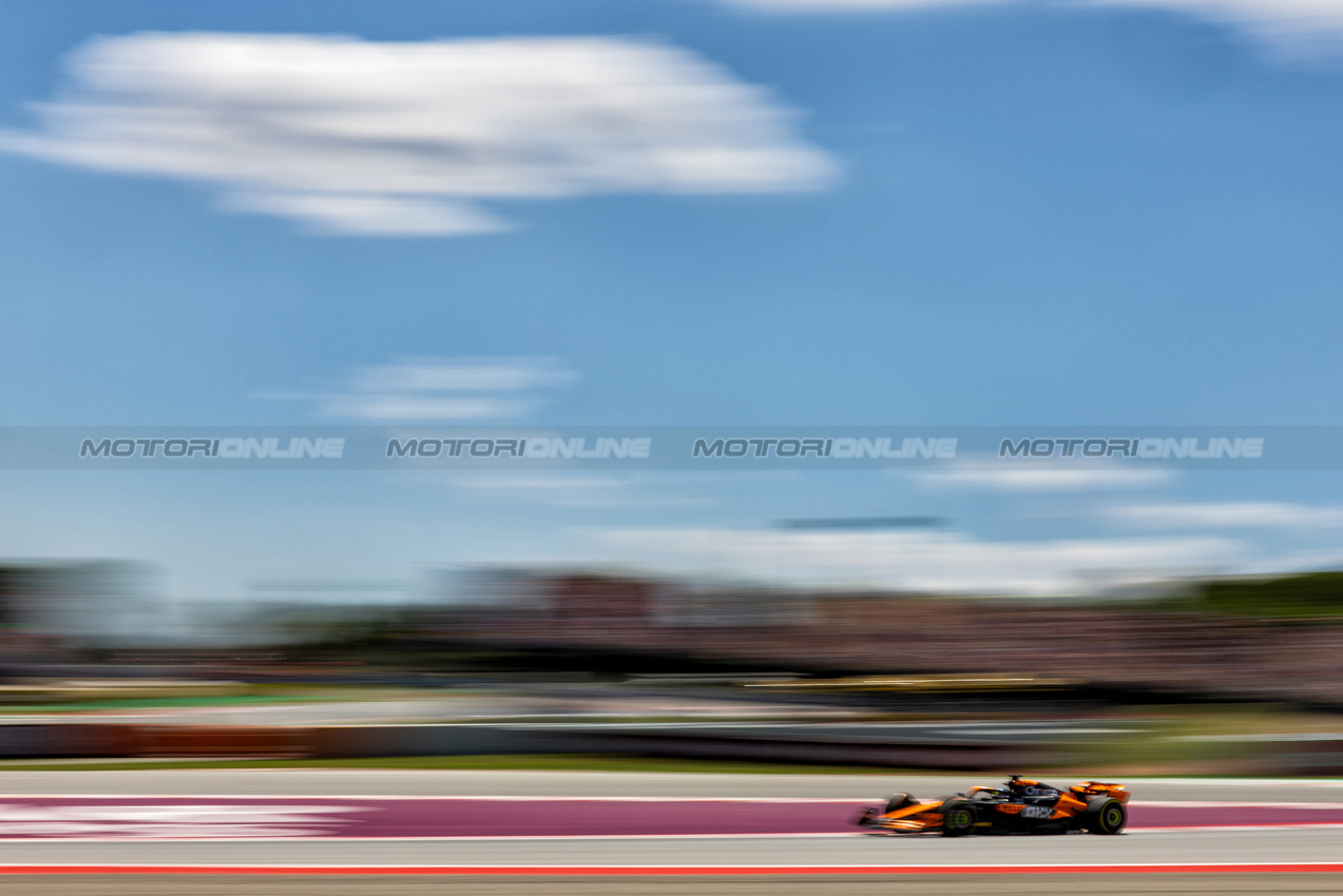 GP SPAGNA, Oscar Piastri (AUS) McLaren MCL38.

21.06.2024 Formula 1 World Championship, Rd 10, Spanish Grand Prix, Barcelona, Spain, Practice Day.

- www.xpbimages.com, EMail: requests@xpbimages.com © Copyright: Rew / XPB Images