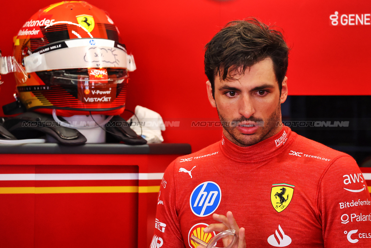 GP SPAGNA, Carlos Sainz Jr (ESP) Ferrari.

21.06.2024 Formula 1 World Championship, Rd 10, Spanish Grand Prix, Barcelona, Spain, Practice Day.

- www.xpbimages.com, EMail: requests@xpbimages.com © Copyright: Batchelor / XPB Images