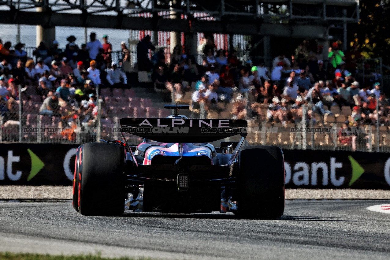 GP SPAGNA, Esteban Ocon (FRA) Alpine F1 Team A524.

21.06.2024 Formula 1 World Championship, Rd 10, Spanish Grand Prix, Barcelona, Spain, Practice Day.

 - www.xpbimages.com, EMail: requests@xpbimages.com © Copyright: Coates / XPB Images