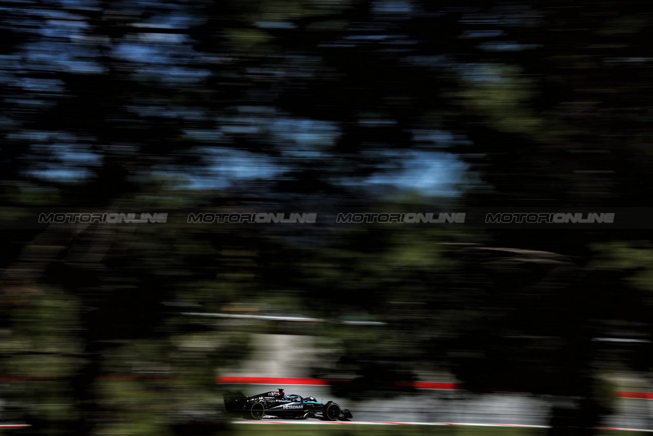 GP SPAGNA, George Russell (GBR) Mercedes AMG F1 W15.

21.06.2024 Formula 1 World Championship, Rd 10, Spanish Grand Prix, Barcelona, Spain, Practice Day.

- www.xpbimages.com, EMail: requests@xpbimages.com © Copyright: Charniaux / XPB Images