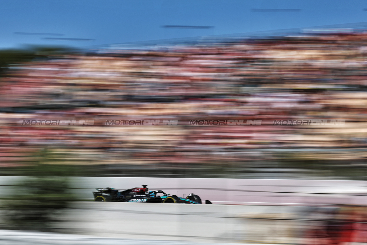 GP SPAGNA, George Russell (GBR) Mercedes AMG F1 W15.

21.06.2024 Formula 1 World Championship, Rd 10, Spanish Grand Prix, Barcelona, Spain, Practice Day.

- www.xpbimages.com, EMail: requests@xpbimages.com © Copyright: Rew / XPB Images