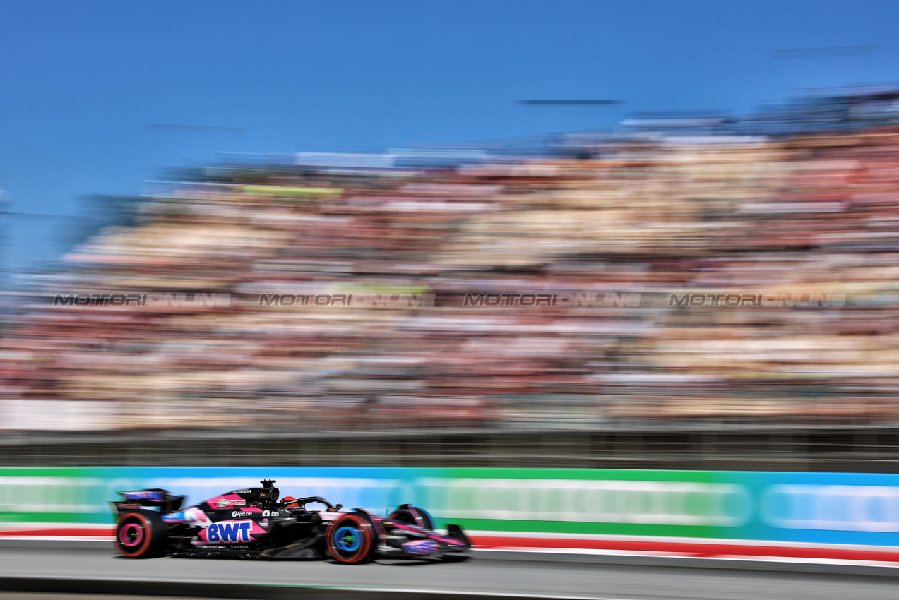 GP SPAGNA, Esteban Ocon (FRA) Alpine F1 Team A524.

21.06.2024 Formula 1 World Championship, Rd 10, Spanish Grand Prix, Barcelona, Spain, Practice Day.

- www.xpbimages.com, EMail: requests@xpbimages.com © Copyright: Rew / XPB Images