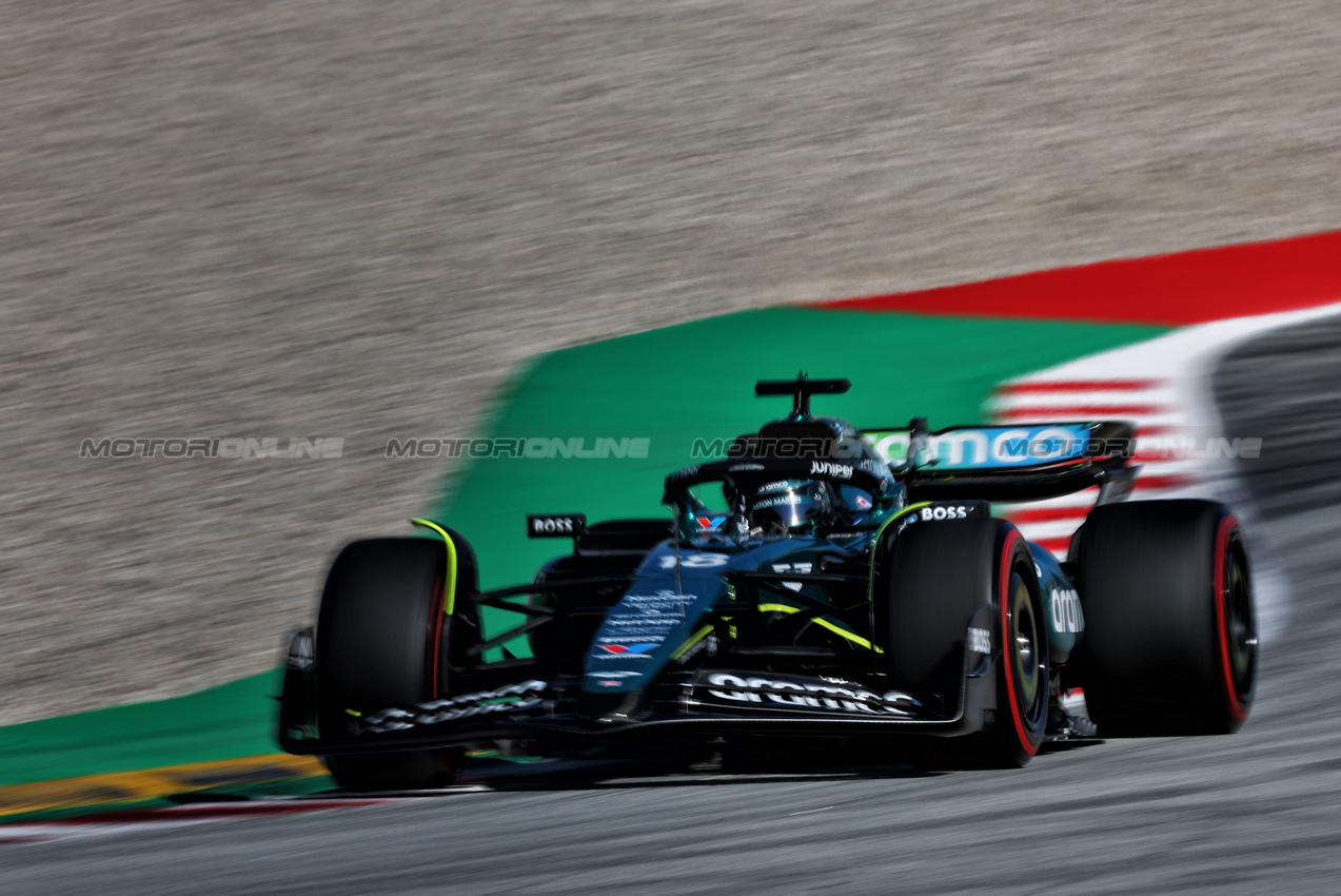 GP SPAGNA, Lance Stroll (CDN) Aston Martin F1 Team AMR24.

21.06.2024 Formula 1 World Championship, Rd 10, Spanish Grand Prix, Barcelona, Spain, Practice Day.

 - www.xpbimages.com, EMail: requests@xpbimages.com © Copyright: Coates / XPB Images