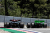 GP SPAGNA, Lewis Hamilton (GBR) Mercedes AMG F1 W15 e Zhou Guanyu (CHN) Sauber C44.

21.06.2024 Formula 1 World Championship, Rd 10, Spanish Grand Prix, Barcelona, Spain, Practice Day.

- www.xpbimages.com, EMail: requests@xpbimages.com © Copyright: Rew / XPB Images