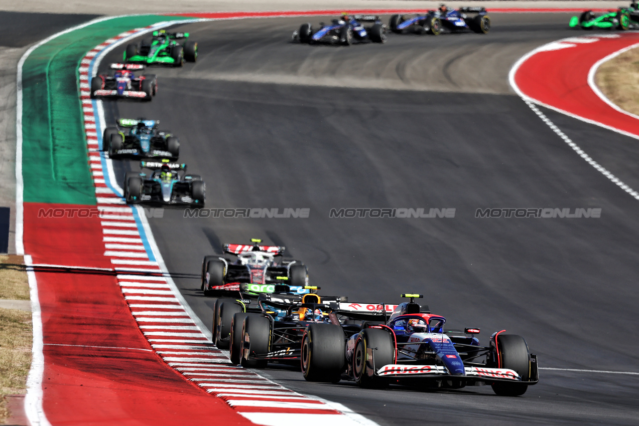 GP STATI UNITI, Yuki Tsunoda (JPN) RB VCARB 01.

20.10.2024. Formula 1 World Championship, Rd 19, United States Grand Prix, Austin, Texas, USA, Gara Day.

- www.xpbimages.com, EMail: requests@xpbimages.com © Copyright: Moy / XPB Images