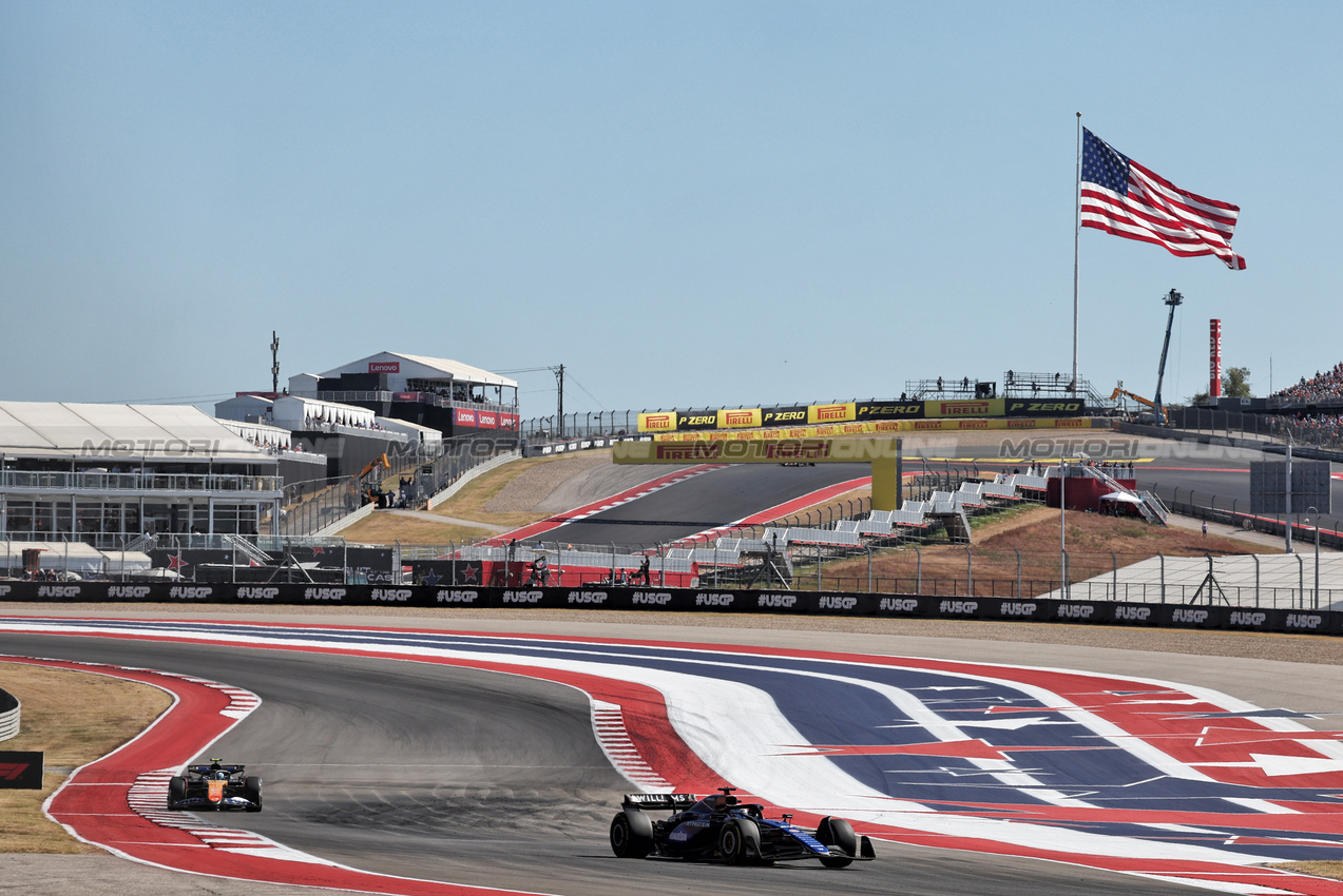 GP STATI UNITI, Alexander Albon (THA) Williams Racing FW46.

20.10.2024. Formula 1 World Championship, Rd 19, United States Grand Prix, Austin, Texas, USA, Gara Day.

- www.xpbimages.com, EMail: requests@xpbimages.com © Copyright: Moy / XPB Images