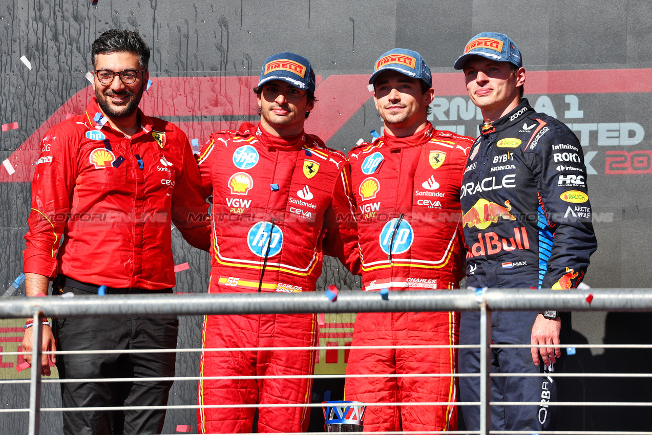 GP STATI UNITI, The podium (L to R): Ravin Jain (GBR) Ferrari Strategy Director; Carlos Sainz Jr (ESP) Ferrari, second; Charles Leclerc (MON) Ferrari, vincitore; Max Verstappen (NLD) Red Bull Racing, third.

20.10.2024. Formula 1 World Championship, Rd 19, United States Grand Prix, Austin, Texas, USA, Gara Day.

 - www.xpbimages.com, EMail: requests@xpbimages.com © Copyright: Coates / XPB Images