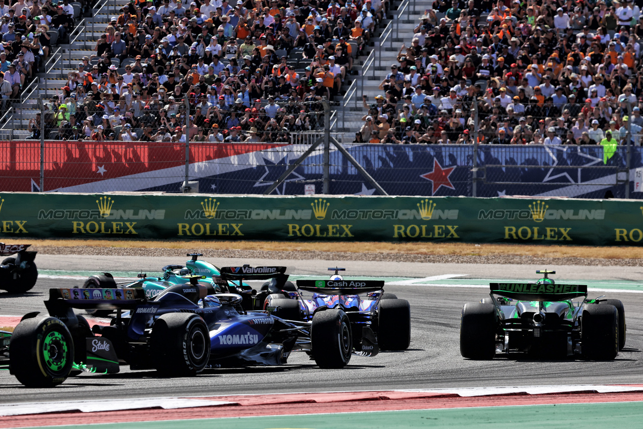 GP STATI UNITI, Liam Lawson (NZL) RB VCARB 01.

20.10.2024. Formula 1 World Championship, Rd 19, United States Grand Prix, Austin, Texas, USA, Gara Day.

- www.xpbimages.com, EMail: requests@xpbimages.com © Copyright: Bearne / XPB Images