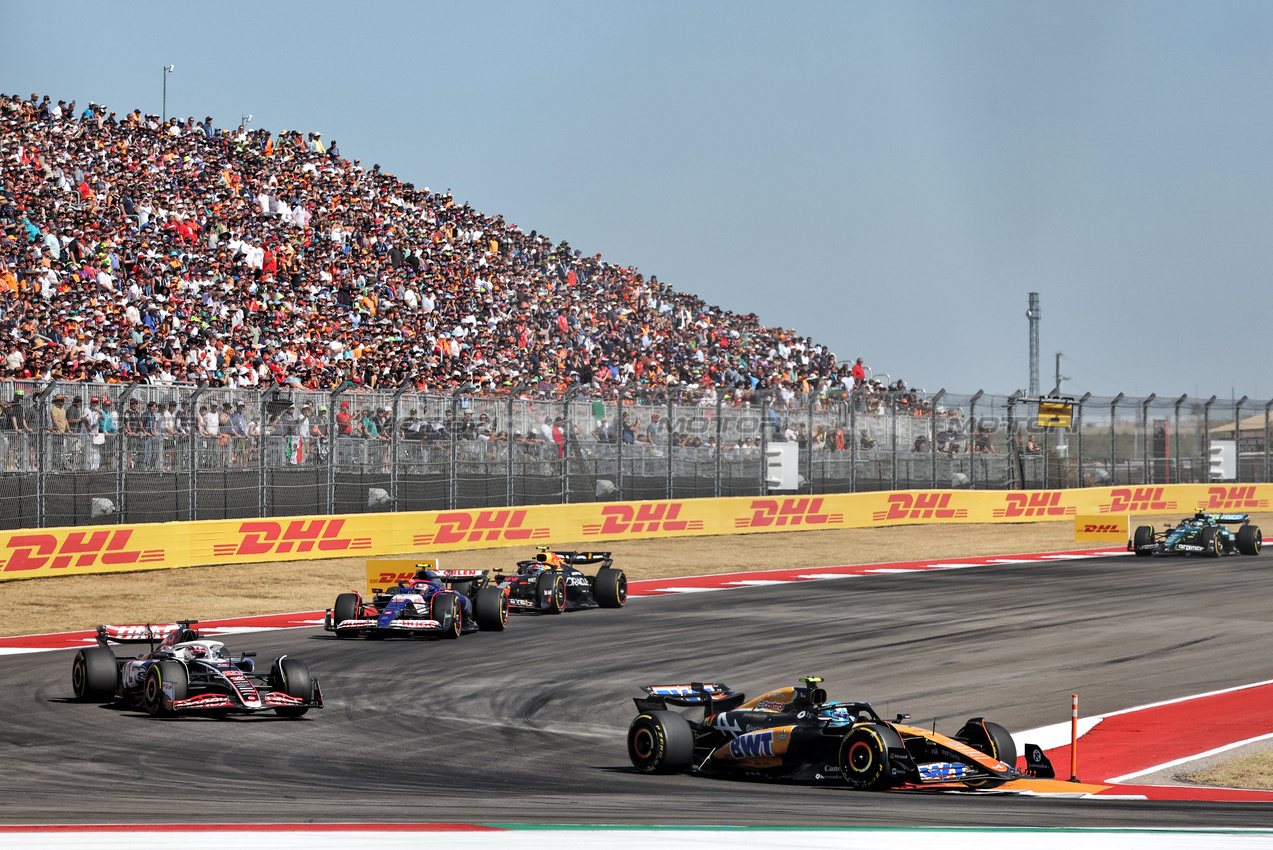 GP STATI UNITI, Pierre Gasly (FRA) Alpine F1 Team A524.

20.10.2024. Formula 1 World Championship, Rd 19, United States Grand Prix, Austin, Texas, USA, Gara Day.

- www.xpbimages.com, EMail: requests@xpbimages.com © Copyright: Bearne / XPB Images