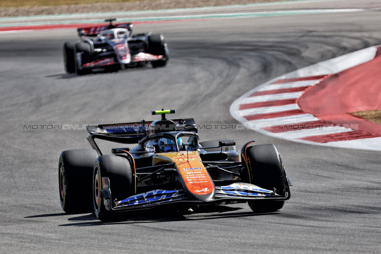 GP STATI UNITI, Pierre Gasly (FRA) Alpine F1 Team A524.

20.10.2024. Formula 1 World Championship, Rd 19, United States Grand Prix, Austin, Texas, USA, Gara Day.

- www.xpbimages.com, EMail: requests@xpbimages.com © Copyright: Bearne / XPB Images