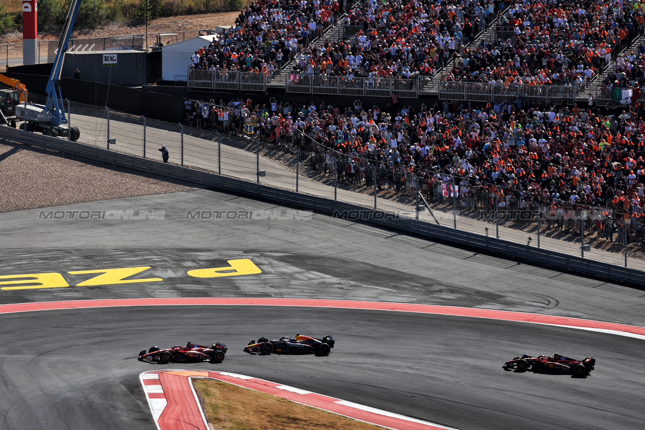 GP STATI UNITI, Charles Leclerc (MON) Ferrari SF-24.

20.10.2024. Formula 1 World Championship, Rd 19, United States Grand Prix, Austin, Texas, USA, Gara Day.

 - www.xpbimages.com, EMail: requests@xpbimages.com © Copyright: Coates / XPB Images