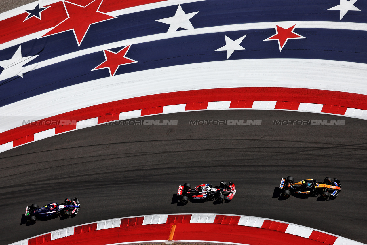 GP STATI UNITI, Pierre Gasly (FRA) Alpine F1 Team A524.

20.10.2024. Formula 1 World Championship, Rd 19, United States Grand Prix, Austin, Texas, USA, Gara Day.

 - www.xpbimages.com, EMail: requests@xpbimages.com © Copyright: Coates / XPB Images