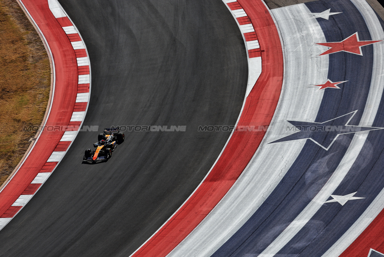 GP STATI UNITI, Esteban Ocon (FRA) Alpine F1 Team A524.

20.10.2024. Formula 1 World Championship, Rd 19, United States Grand Prix, Austin, Texas, USA, Gara Day.

 - www.xpbimages.com, EMail: requests@xpbimages.com © Copyright: Coates / XPB Images