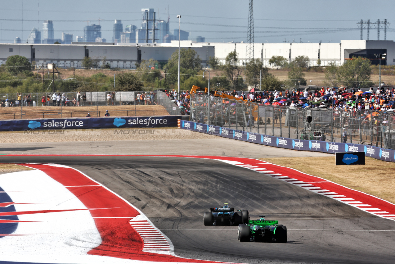 GP STATI UNITI, Valtteri Bottas (FIN) Sauber C44.

20.10.2024. Formula 1 World Championship, Rd 19, United States Grand Prix, Austin, Texas, USA, Gara Day.

 - www.xpbimages.com, EMail: requests@xpbimages.com © Copyright: Coates / XPB Images