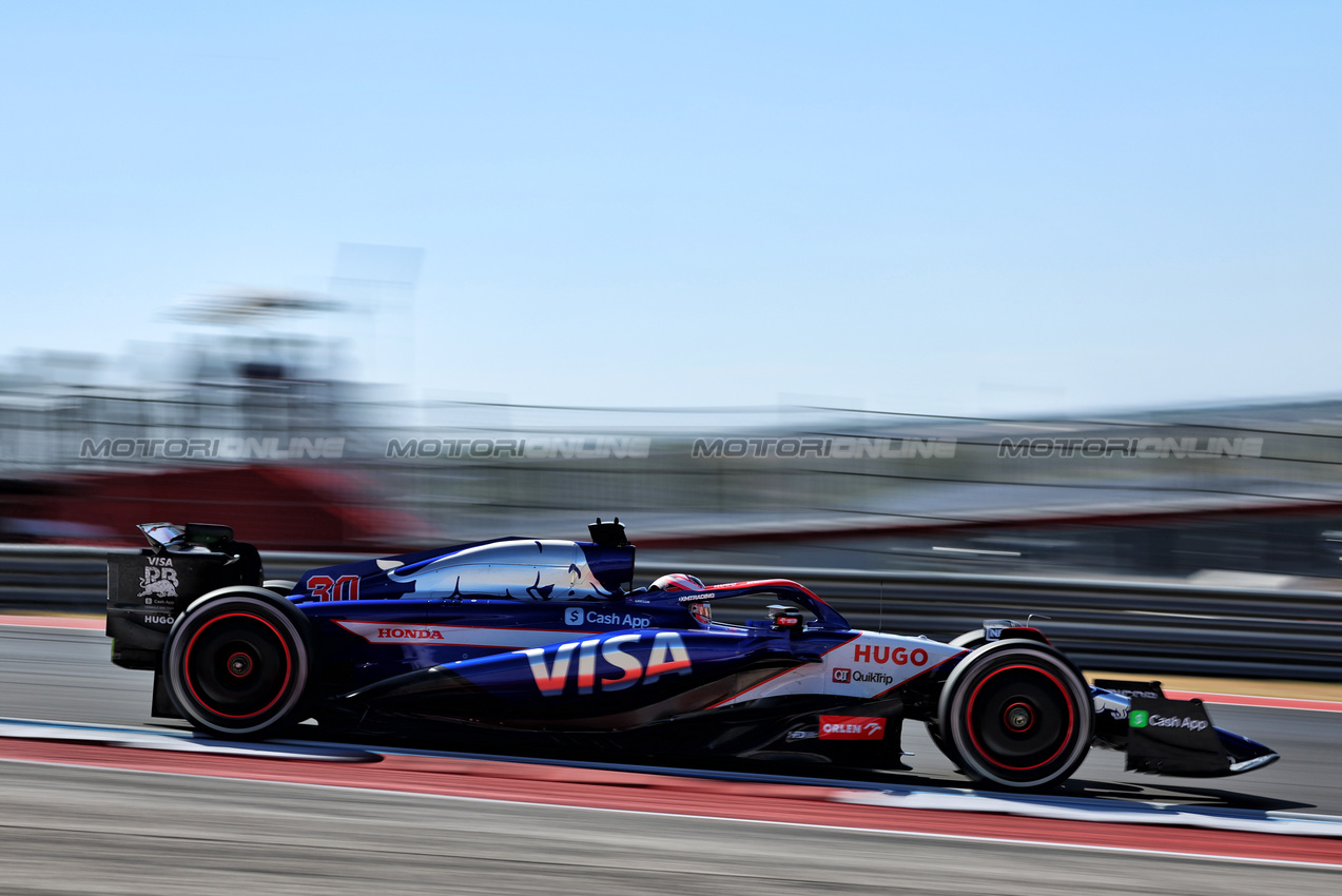 GP STATI UNITI, Liam Lawson (NZL) RB VCARB 01.

20.10.2024. Formula 1 World Championship, Rd 19, United States Grand Prix, Austin, Texas, USA, Gara Day.

 - www.xpbimages.com, EMail: requests@xpbimages.com © Copyright: Rew / XPB Images