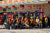 GP STATI UNITI, Oscar Piastri (AUS) McLaren MCL38 makes a pit stop.

20.10.2024. Formula 1 World Championship, Rd 19, United States Grand Prix, Austin, Texas, USA, Gara Day.

- www.xpbimages.com, EMail: requests@xpbimages.com © Copyright: Batchelor / XPB Images