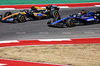 GP STATI UNITI, Pierre Gasly (FRA) Alpine F1 Team A524 e Alexander Albon (THA) Williams Racing FW46 battle for position.

20.10.2024. Formula 1 World Championship, Rd 19, United States Grand Prix, Austin, Texas, USA, Gara Day.

- www.xpbimages.com, EMail: requests@xpbimages.com © Copyright: Bearne / XPB Images