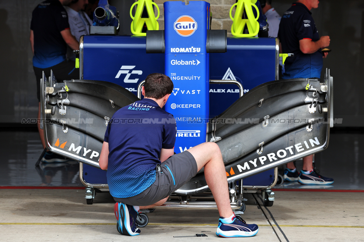 GP STATI UNITI, Williams Racing FW46 front wing.

17.10.2024. Formula 1 World Championship, Rd 19, United States Grand Prix, Austin, Texas, USA, Preparation Day.

 - www.xpbimages.com, EMail: requests@xpbimages.com © Copyright: Rew / XPB Images