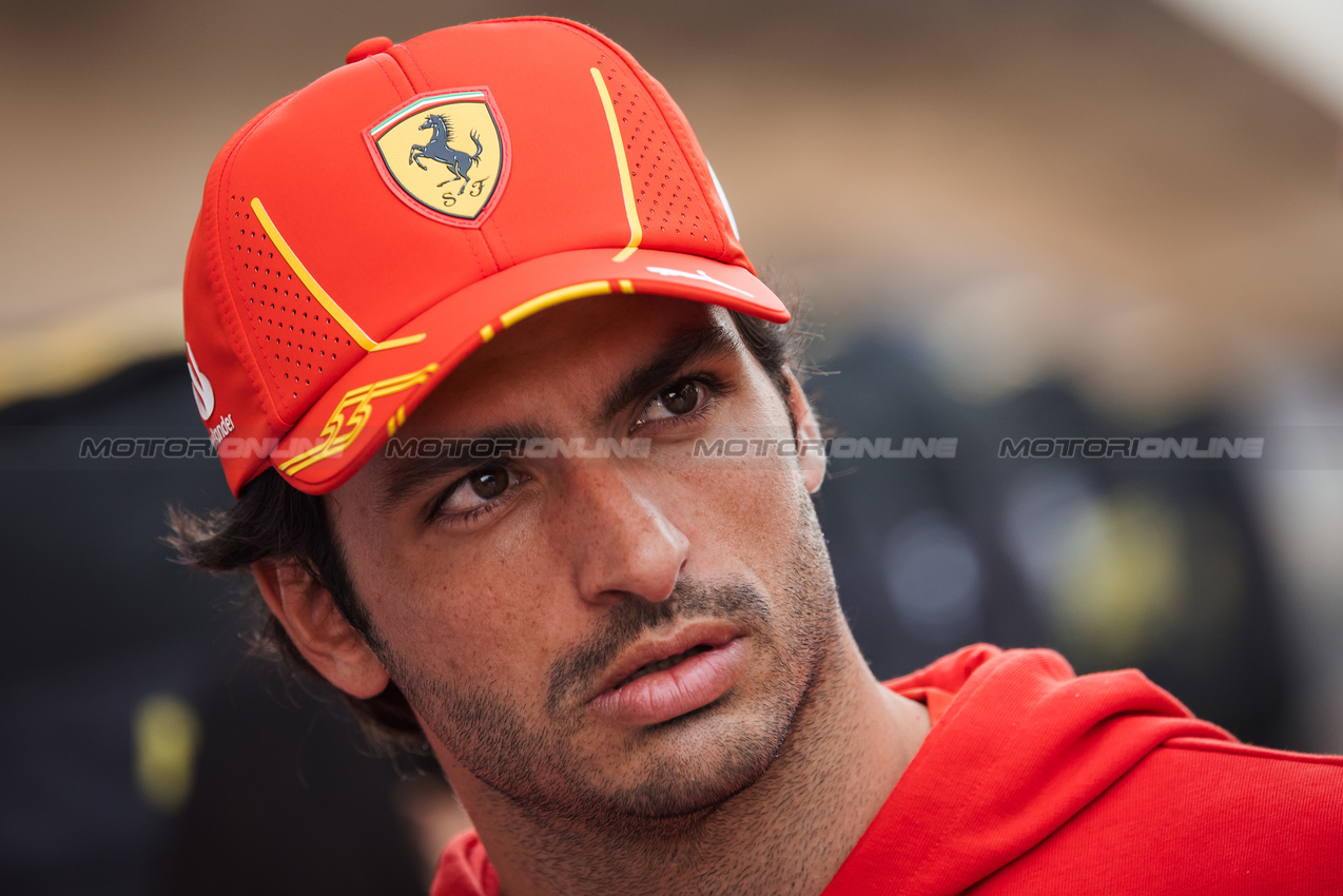 GP STATI UNITI, Carlos Sainz Jr (ESP) Ferrari.

17.10.2024. Formula 1 World Championship, Rd 19, United States Grand Prix, Austin, Texas, USA, Preparation Day.

- www.xpbimages.com, EMail: requests@xpbimages.com © Copyright: Bearne / XPB Images