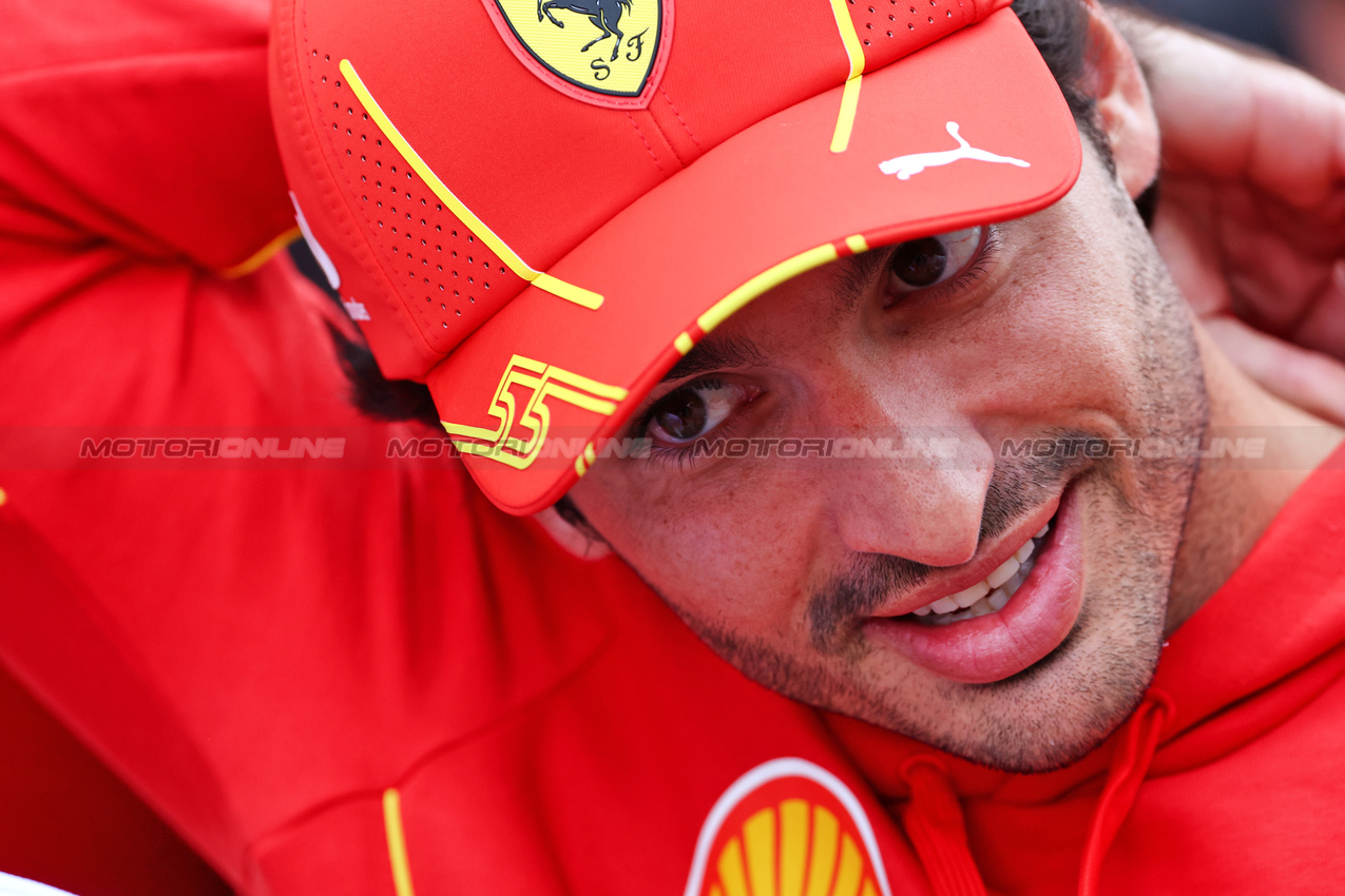 GP STATI UNITI, Carlos Sainz Jr (ESP) Ferrari.

17.10.2024. Formula 1 World Championship, Rd 19, United States Grand Prix, Austin, Texas, USA, Preparation Day.

 - www.xpbimages.com, EMail: requests@xpbimages.com © Copyright: Coates / XPB Images