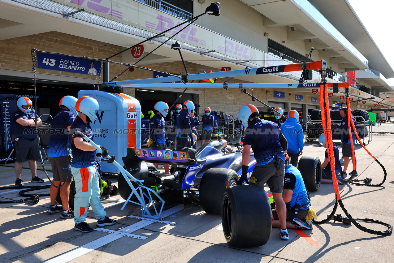 GP STATI UNITI, Williams Racing practices a pit stop.

17.10.2024. Formula 1 World Championship, Rd 19, United States Grand Prix, Austin, Texas, USA, Preparation Day.

- www.xpbimages.com, EMail: requests@xpbimages.com © Copyright: Batchelor / XPB Images