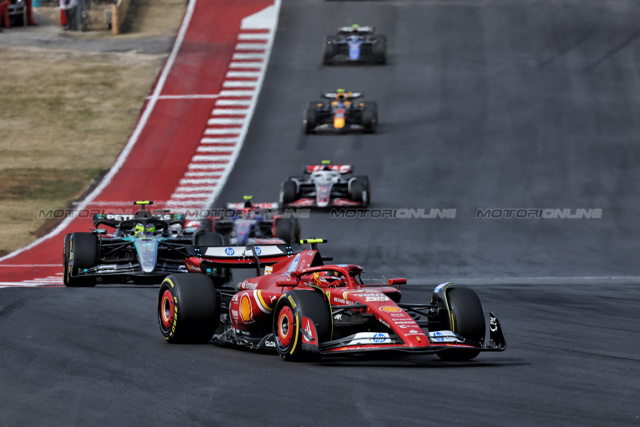 GP STATI UNITI, Carlos Sainz Jr (ESP) Ferrari SF-24.

19.10.2024. Formula 1 World Championship, Rd 19, United States Grand Prix, Austin, Texas, USA, Sprint e Qualifiche Day.

- www.xpbimages.com, EMail: requests@xpbimages.com © Copyright: Bearne / XPB Images