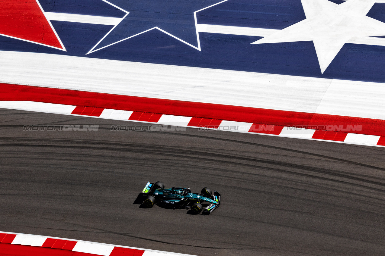 GP STATI UNITI, Lance Stroll (CDN) Aston Martin F1 Team AMR24.

19.10.2024. Formula 1 World Championship, Rd 19, United States Grand Prix, Austin, Texas, USA, Sprint e Qualifiche Day.

 - www.xpbimages.com, EMail: requests@xpbimages.com © Copyright: Rew / XPB Images