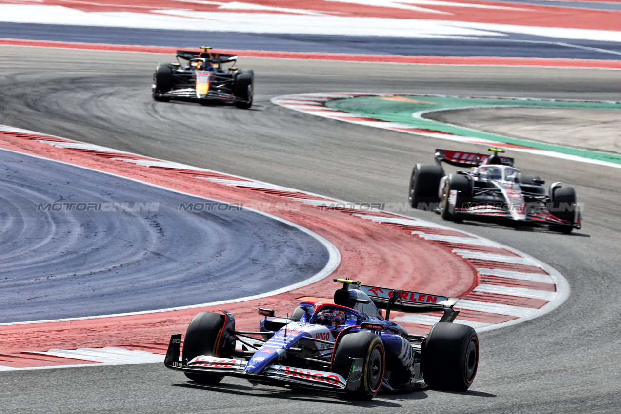 GP STATI UNITI, Yuki Tsunoda (JPN) RB VCARB 01.

19.10.2024. Formula 1 World Championship, Rd 19, United States Grand Prix, Austin, Texas, USA, Sprint e Qualifiche Day.

- www.xpbimages.com, EMail: requests@xpbimages.com © Copyright: Batchelor / XPB Images