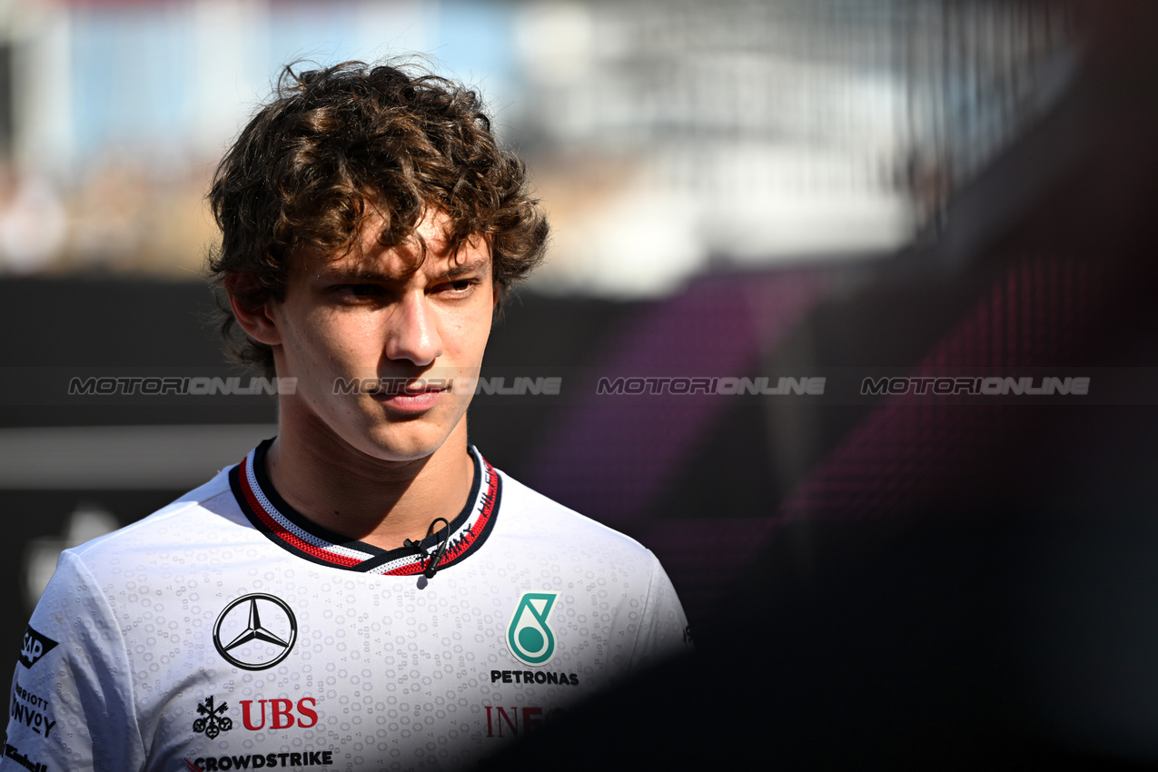 GP STATI UNITI, Andrea Kimi Antonelli (ITA) Mercedes AMG F1 Junior Driver.

19.10.2024. Formula 1 World Championship, Rd 19, United States Grand Prix, Austin, Texas, USA, Sprint e Qualifiche Day.

- www.xpbimages.com, EMail: requests@xpbimages.com © Copyright: Price / XPB Images