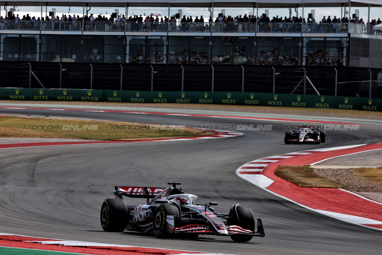 GP STATI UNITI, Kevin Magnussen (DEN) Haas VF-24.

19.10.2024. Formula 1 World Championship, Rd 19, United States Grand Prix, Austin, Texas, USA, Sprint e Qualifiche Day.

 - www.xpbimages.com, EMail: requests@xpbimages.com © Copyright: Coates / XPB Images