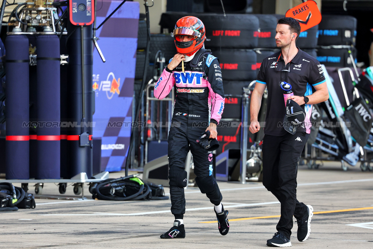 GP STATI UNITI, Esteban Ocon (FRA) Alpine F1 Team.

19.10.2024. Formula 1 World Championship, Rd 19, United States Grand Prix, Austin, Texas, USA, Sprint e Qualifiche Day.

- www.xpbimages.com, EMail: requests@xpbimages.com © Copyright: Batchelor / XPB Images