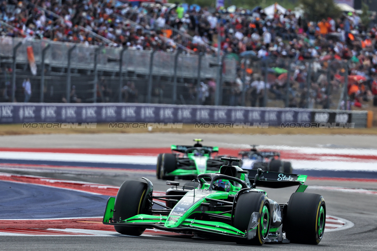 GP STATI UNITI, Valtteri Bottas (FIN) Sauber C44.

19.10.2024. Formula 1 World Championship, Rd 19, United States Grand Prix, Austin, Texas, USA, Sprint e Qualifiche Day.

- www.xpbimages.com, EMail: requests@xpbimages.com © Copyright: Batchelor / XPB Images