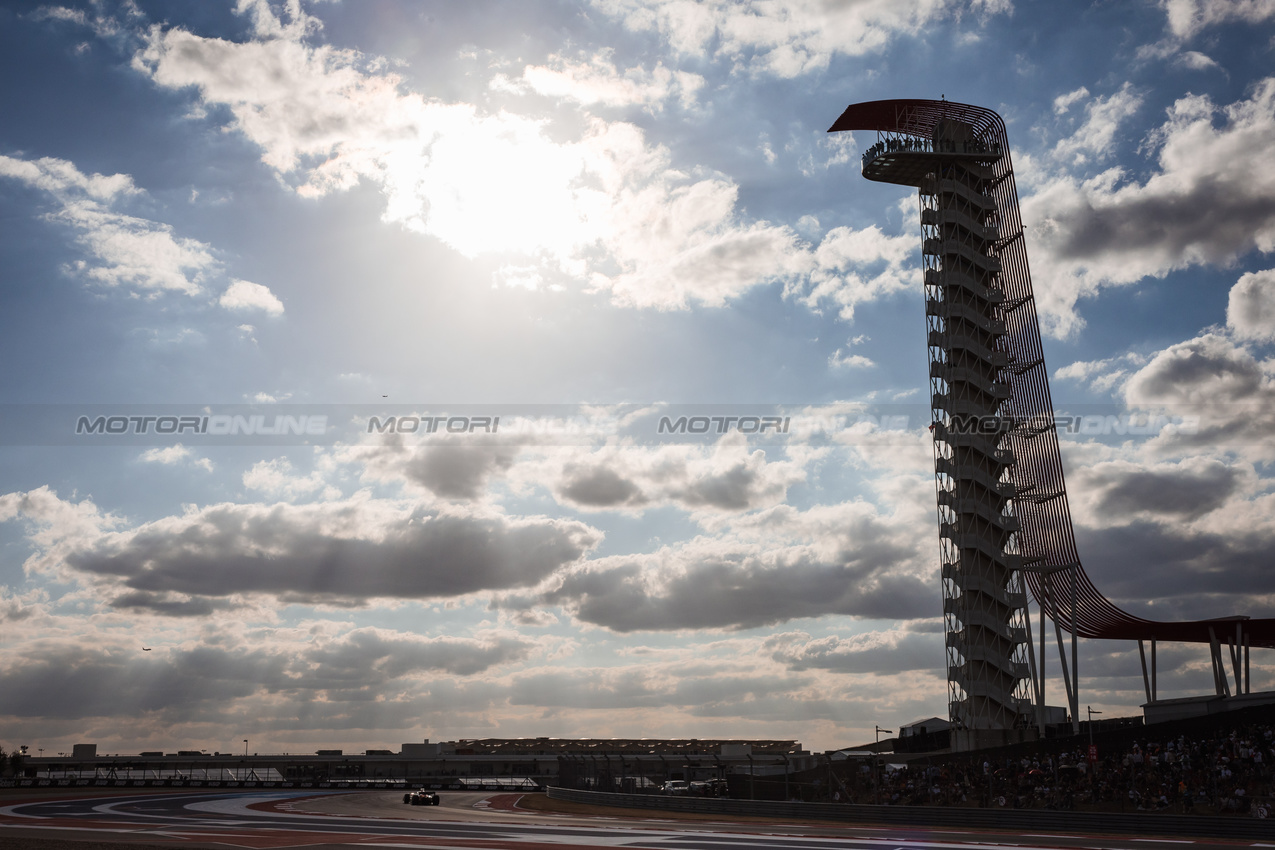 GP STATI UNITI, Lando Norris (GBR) McLaren MCL38.

19.10.2024. Formula 1 World Championship, Rd 19, United States Grand Prix, Austin, Texas, USA, Sprint e Qualifiche Day.

- www.xpbimages.com, EMail: requests@xpbimages.com © Copyright: Bearne / XPB Images