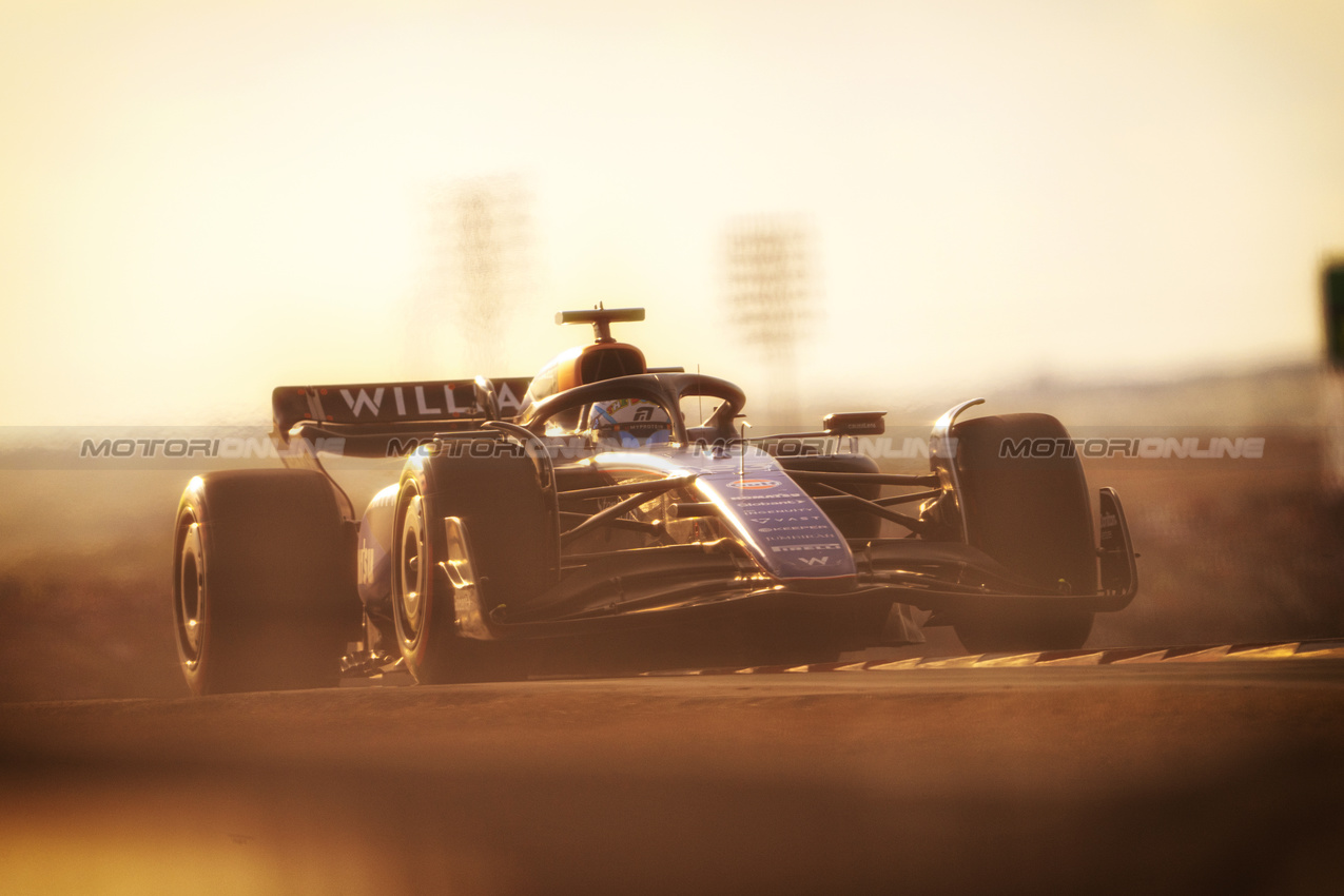 GP STATI UNITI, Franco Colapinto (ARG) Williams Racing FW46.

19.10.2024. Formula 1 World Championship, Rd 19, United States Grand Prix, Austin, Texas, USA, Sprint e Qualifiche Day.

- www.xpbimages.com, EMail: requests@xpbimages.com © Copyright: Price / XPB Images