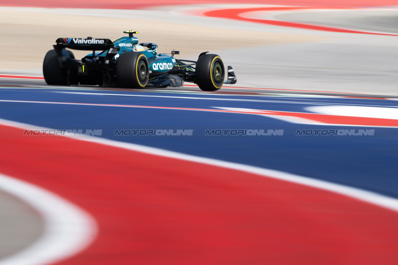 GP STATI UNITI, Fernando Alonso (ESP) Aston Martin F1 Team AMR24.

19.10.2024. Formula 1 World Championship, Rd 19, United States Grand Prix, Austin, Texas, USA, Sprint e Qualifiche Day.

- www.xpbimages.com, EMail: requests@xpbimages.com © Copyright: Price / XPB Images