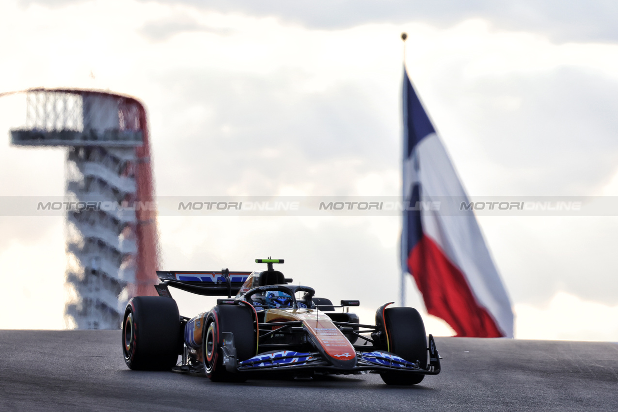 GP STATI UNITI, Pierre Gasly (FRA) Alpine F1 Team A524.

19.10.2024. Formula 1 World Championship, Rd 19, United States Grand Prix, Austin, Texas, USA, Sprint e Qualifiche Day.

 - www.xpbimages.com, EMail: requests@xpbimages.com © Copyright: Rew / XPB Images