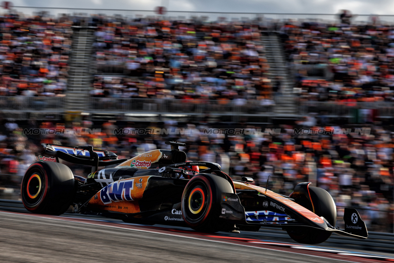 GP STATI UNITI, Esteban Ocon (FRA) Alpine F1 Team A524.

19.10.2024. Formula 1 World Championship, Rd 19, United States Grand Prix, Austin, Texas, USA, Sprint e Qualifiche Day.

 - www.xpbimages.com, EMail: requests@xpbimages.com © Copyright: Coates / XPB Images