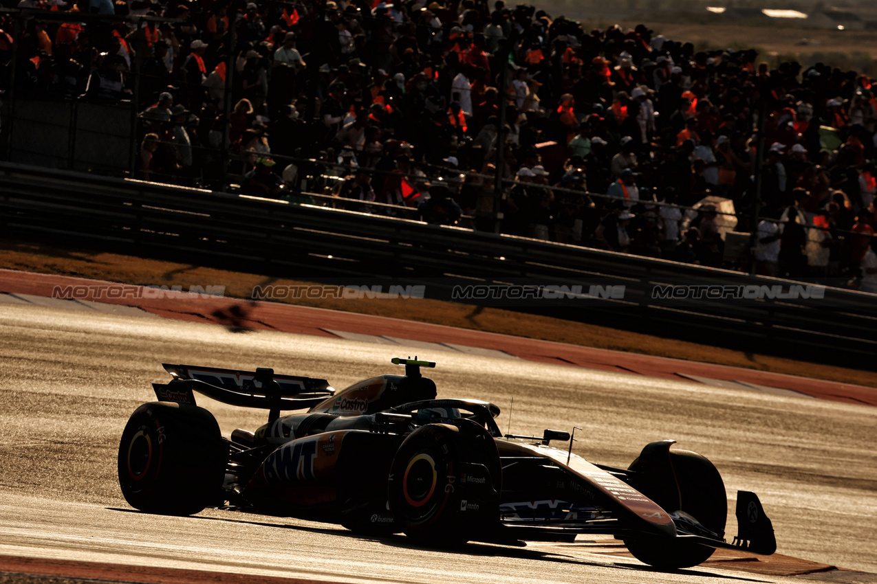 GP STATI UNITI, Pierre Gasly (FRA) Alpine F1 Team A524.

19.10.2024. Formula 1 World Championship, Rd 19, United States Grand Prix, Austin, Texas, USA, Sprint e Qualifiche Day.

 - www.xpbimages.com, EMail: requests@xpbimages.com © Copyright: Coates / XPB Images