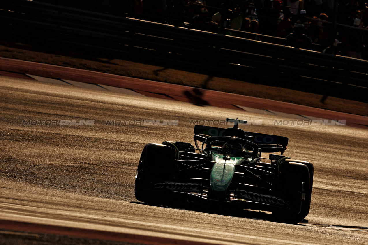 GP STATI UNITI, Fernando Alonso (ESP) Aston Martin F1 Team AMR24.

19.10.2024. Formula 1 World Championship, Rd 19, United States Grand Prix, Austin, Texas, USA, Sprint e Qualifiche Day.

 - www.xpbimages.com, EMail: requests@xpbimages.com © Copyright: Coates / XPB Images