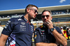 GP STATI UNITI, (L to R): Paul Smith (GBR) Red Bull Racing Head of Communications with Christian Horner (GBR) Red Bull Racing Team Principal on the grid.

19.10.2024. Formula 1 World Championship, Rd 19, United States Grand Prix, Austin, Texas, USA, Sprint e Qualifiche Day.

- www.xpbimages.com, EMail: requests@xpbimages.com © Copyright: Price / XPB Images