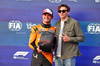 GP STATI UNITI, (L to R): Lando Norris (GBR) McLaren is presented the Pirelli Pole Position Award by Armand 'Mondo' Duplantis (SWE) Pole Vaulter.

19.10.2024. Formula 1 World Championship, Rd 19, United States Grand Prix, Austin, Texas, USA, Sprint e Qualifiche Day.

- www.xpbimages.com, EMail: requests@xpbimages.com © Copyright: Moy / XPB Images