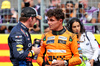 GP STATI UNITI, (L to R): Gara winner Max Verstappen (NLD) Red Bull Racing with third placed Lando Norris (GBR) McLaren in Sprint parc ferme.

19.10.2024. Formula 1 World Championship, Rd 19, United States Grand Prix, Austin, Texas, USA, Sprint e Qualifiche Day.

- www.xpbimages.com, EMail: requests@xpbimages.com © Copyright: Bearne / XPB Images